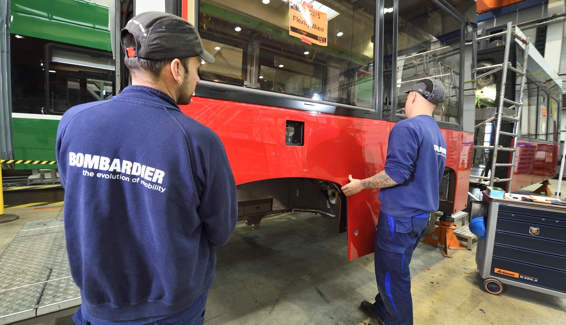 Herstellung der neuen Flexity-Straßenbahn für Wien durch die Firma Bombardier.