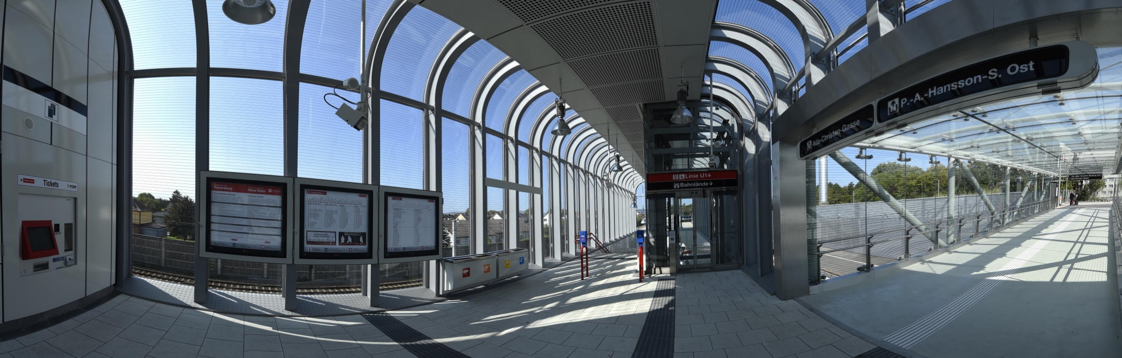 Neue Station Oberlaa der U1 nach der Verlängerung nach Oberlaa.