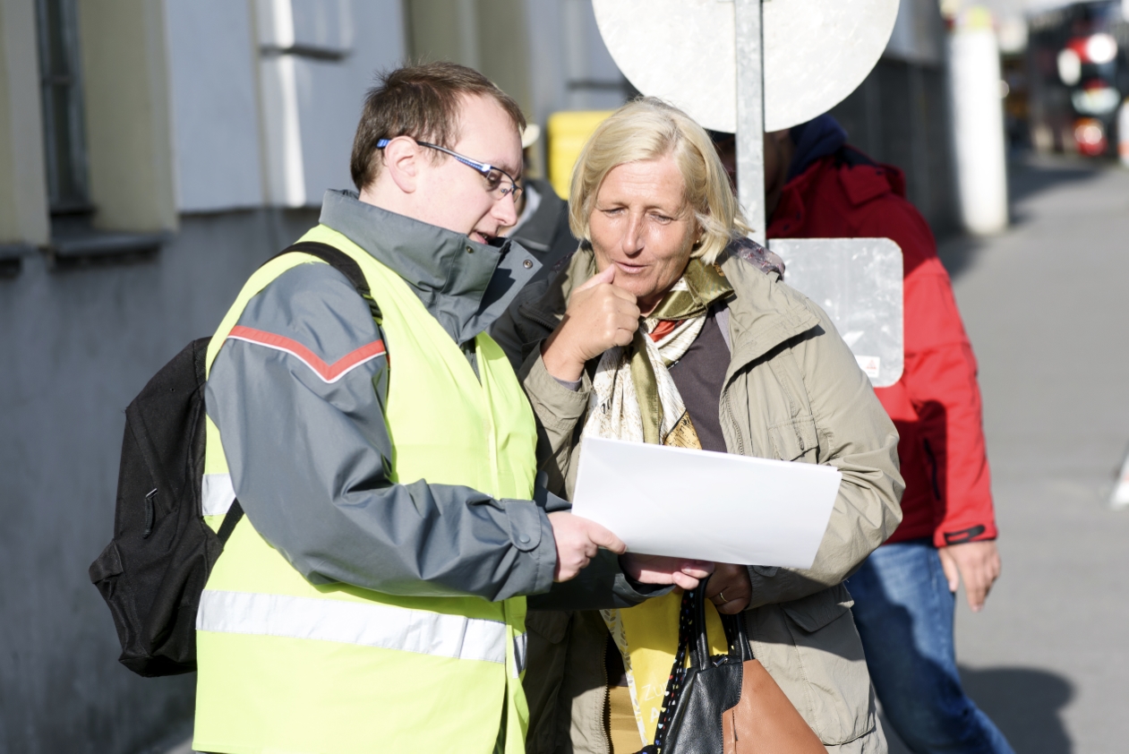 Die Linien 2, 9 und 44 sind wieder unterwegs. Alle weiteren Arbeiten am Platz folgen unter laufendem Betrieb.