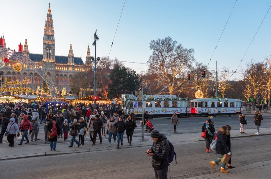 Ströck Weihnachtsbim beim Rathausplatz