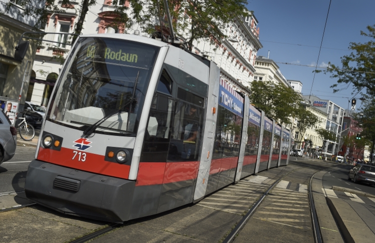 Ab 2. Sepember 2017 verkehrt die Straßenbahn der Linie 60 auf der verlängerten Strecke bis Westbahnhof.