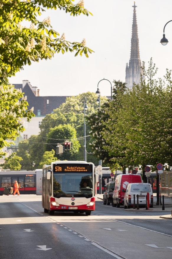 Bus Linie 57A Babenbergerstraße Richtung Rudolfsheim