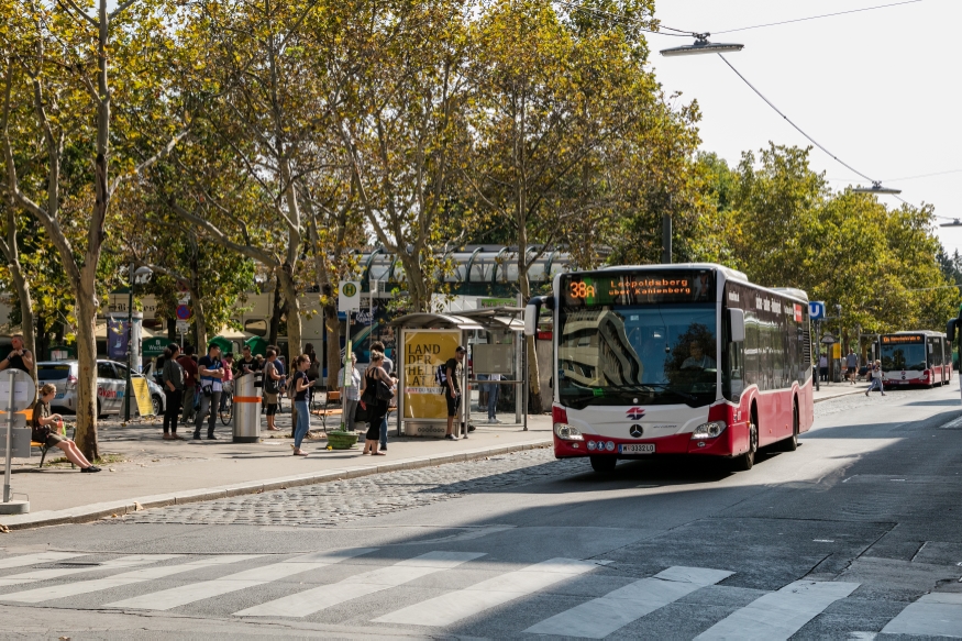 Buslinie 38A in Heiligenstadt Fahrtrichtung Leopoldsberg