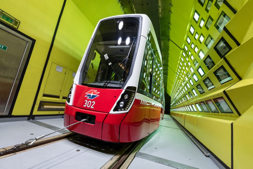 Flexity im Windkanal Wien Floridsdorf