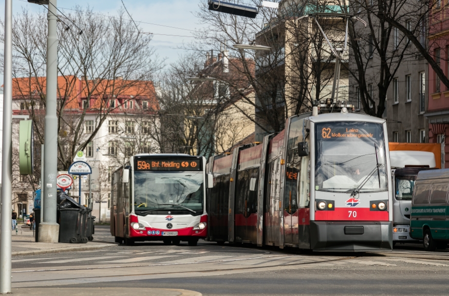 Linie 62 und Linie 59A Dörfelstraße