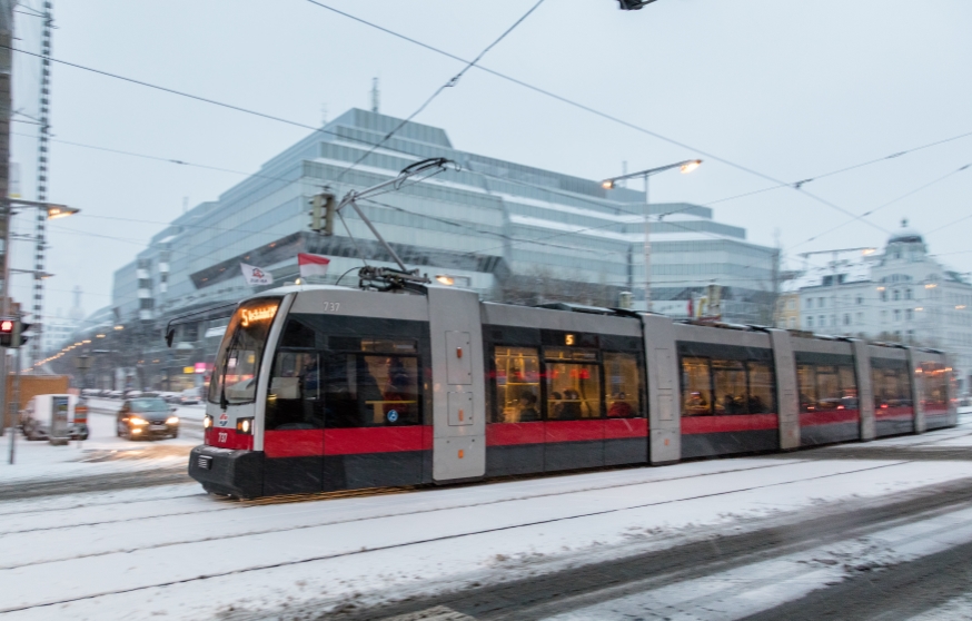 Linie 5 Alserbachstraße Fahrtrichtung Westbahnhof