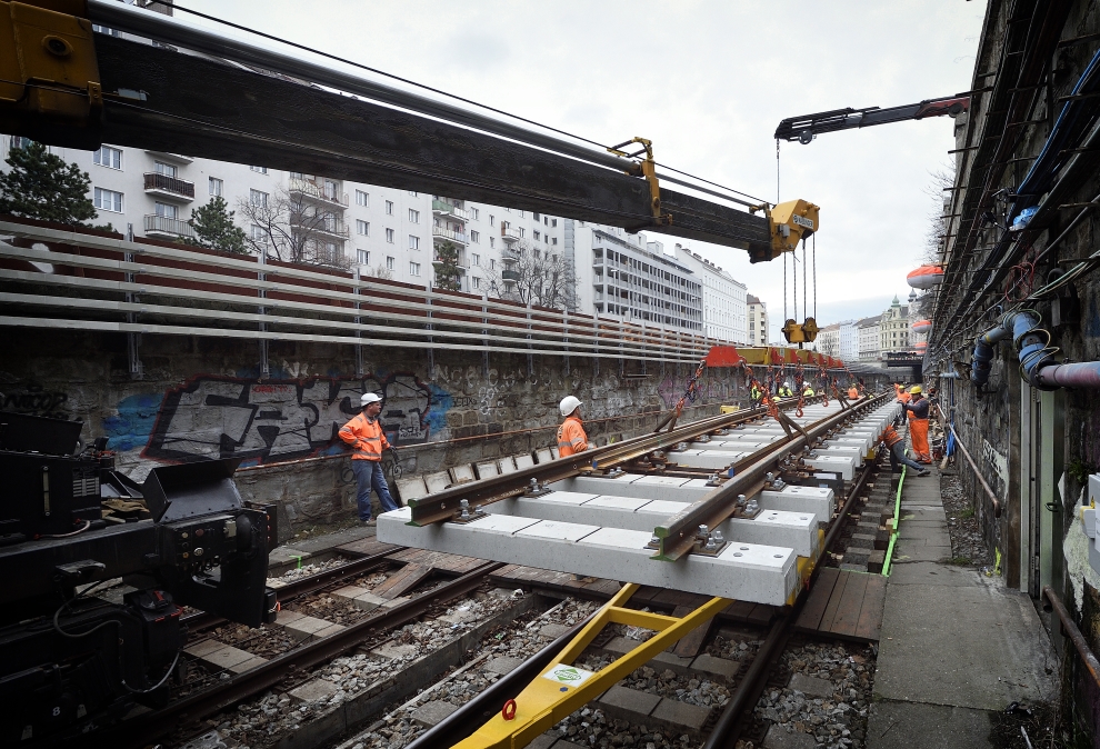 Zwischen den Stationen Pilgramgasse und Margaretengürtel wird im Zuge der U4 Modernisierung eine Weichenanlage gebaut.