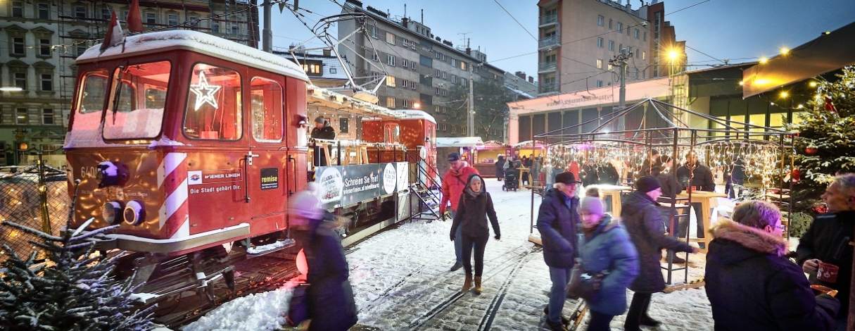 Adventmartkt 2018 im Verkehrsmuseum Remise.