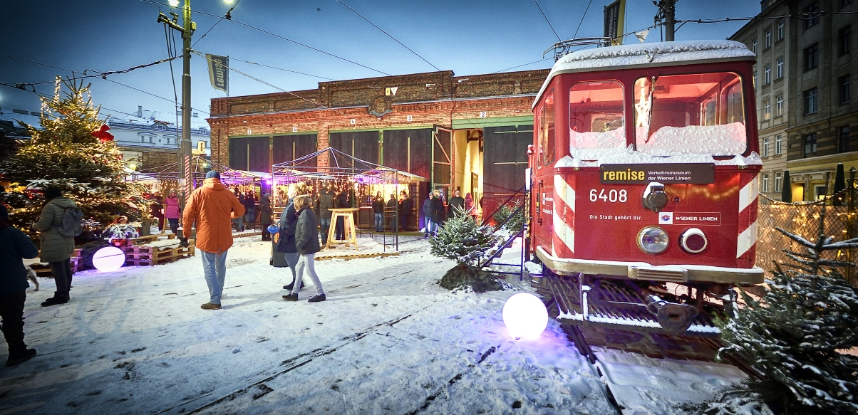 Adventmartkt 2018 im Verkehrsmuseum Remise.