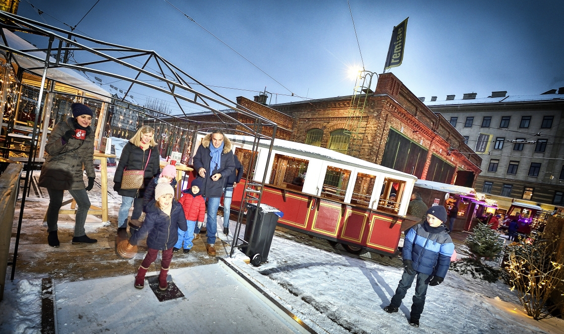 Adventmartkt 2018 im Verkehrsmuseum Remise.