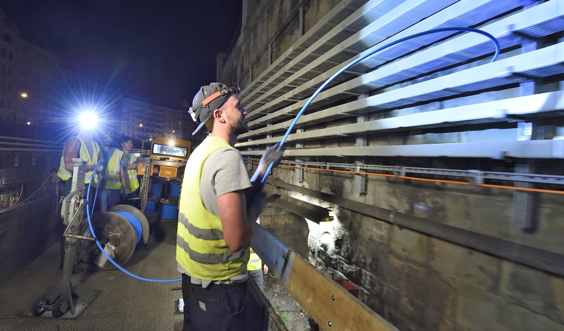 In jeder Nacht wird die betriebsfreie Zeit genutzt um Wartungsarbeiten im Gleisbereich der U-Bahn durchzuführen.