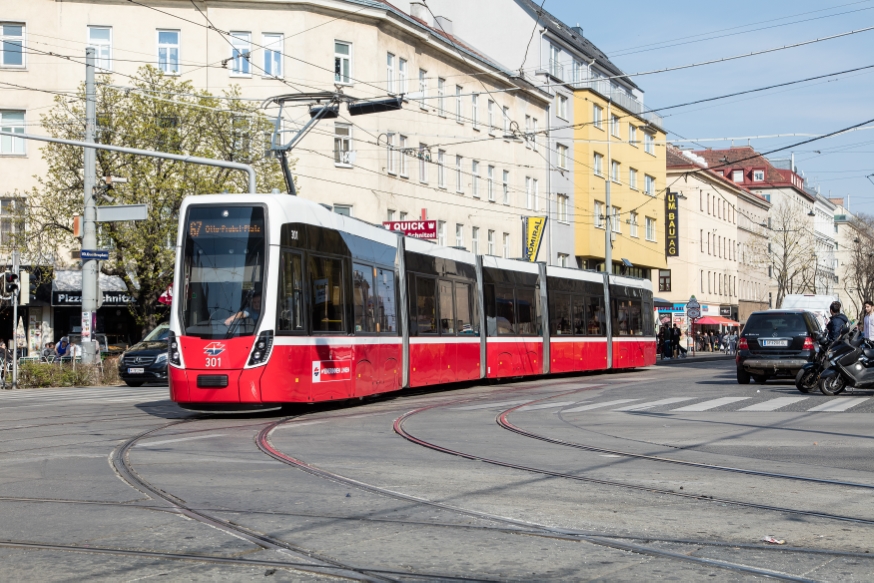 Flexity Linie 67 Frödenplatz