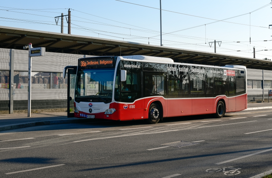 Bus Linie 36B Brünnerstraße KH Nord