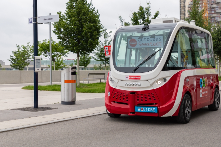 Autonomer Bus in der Seestadt