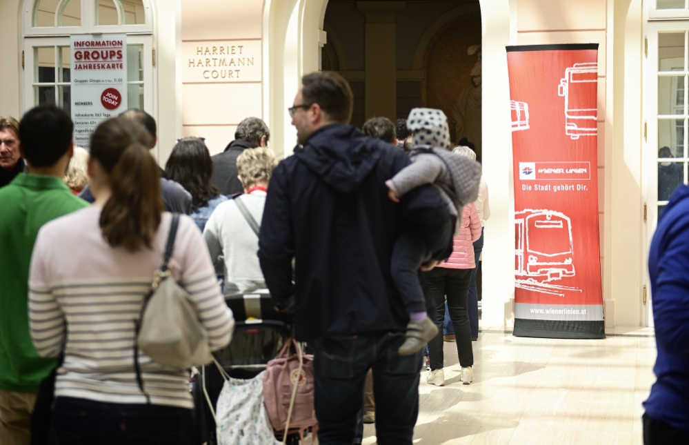 Mehrmals im Jahr wird Ihre Wiener-Linien-Jahreskarte zum Gratis-Ticket für’s Museum: Beim Wiener Linien Tag am 27. April können Sie bei freiem Eintritt und kostenlosen Führungen die Alberina zum Nulltarif entdecken.