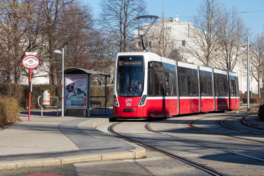 Flexity Linie 67 Tesarekplatz