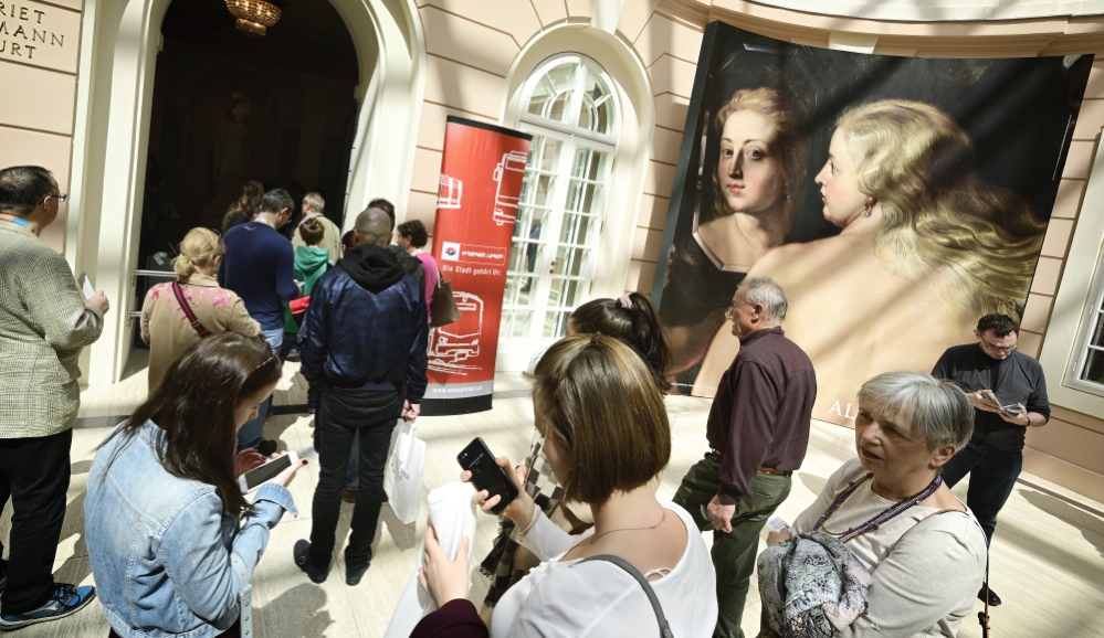 Mehrmals im Jahr wird Ihre Wiener-Linien-Jahreskarte zum Gratis-Ticket für’s Museum: Beim Wiener Linien Tag am 27. April können Sie bei freiem Eintritt und kostenlosen Führungen die Alberina zum Nulltarif entdecken.