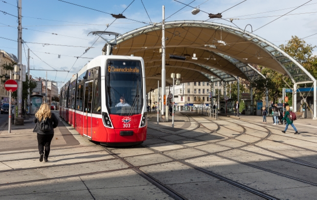 Flexity Linie 6 Urban Loritz Platz