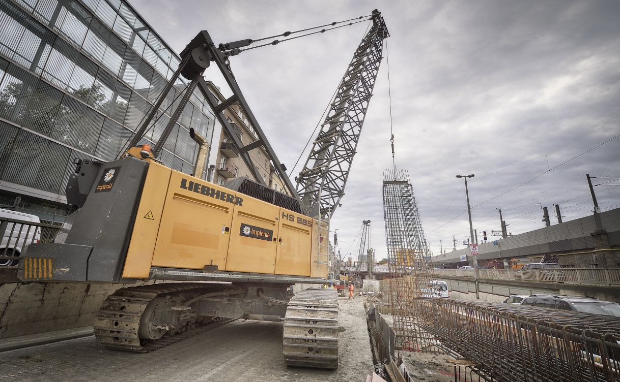 Baustelle der U2 am Matzleinsdorfer Platz, die geplante veränderte Verkehrsführung macht umfangreiche Arbeiten notwendig.