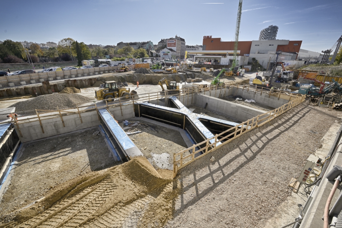 Baustelle der U2 beim Matzleinsdorfer Platz, Beginn Triester Straße