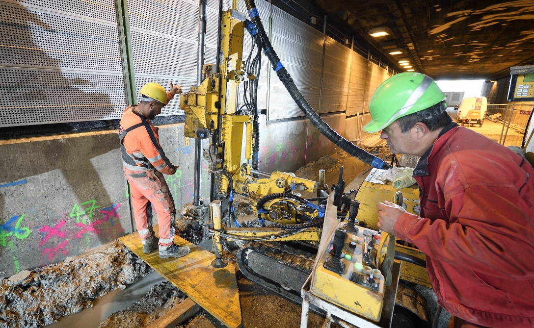 Baustelle der U2 am Matzleinsdorfer Platz, die geplante veränderte Verkehrsführung macht umfangreiche Arbeiten notwendig.