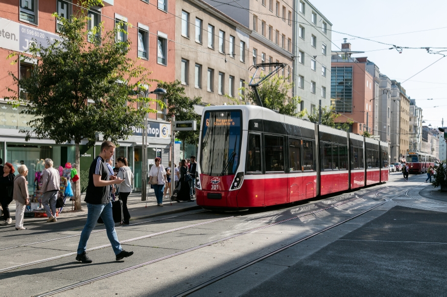 Flexity Linie 6 Favoritenstraße-Quellenstraße