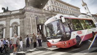 Mehrmals im Jahr wird Ihre Wiener-Linien-Jahreskarte zum Gratis-Ticket für das Museum, wie hier beim Wiener Linien Tag in der Albertina.