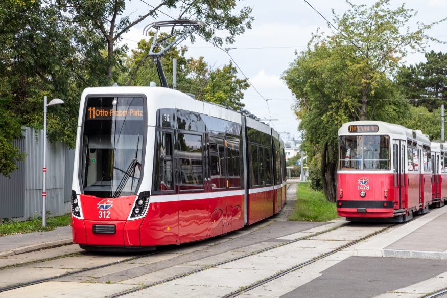 Linie 11 in Fahrtrichtung Otto-Probst-Platz