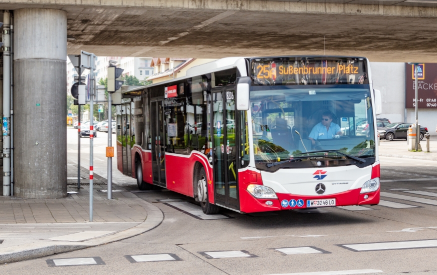 Bus Linie 25A Rennbahnweg