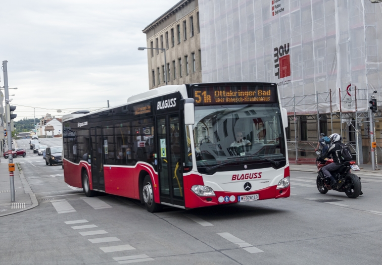 Bus Linie 51A Richtung Ottakringer Bad