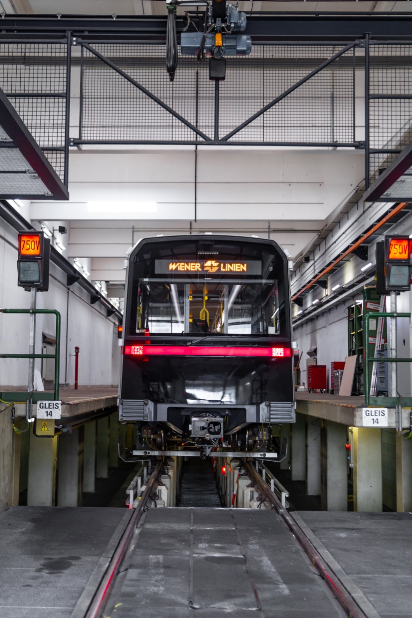 U-Bahn X-Wagen FeliX am Bahnhof Erdberg