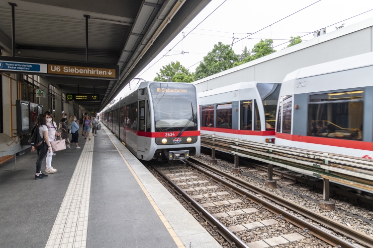 Die Linie U6 in der Station Thaliastraße