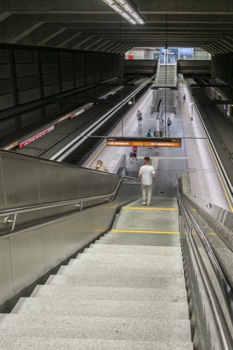 Station U6 Niederhofstraße Stiegen