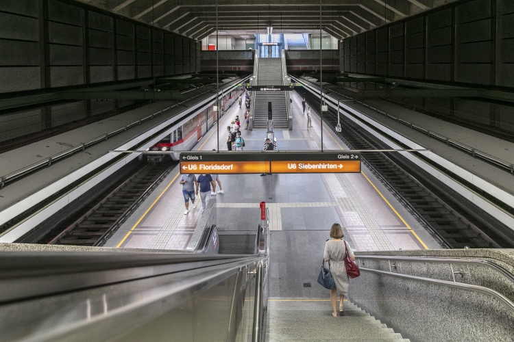 U6 Station Niederhofstraße Stiegen