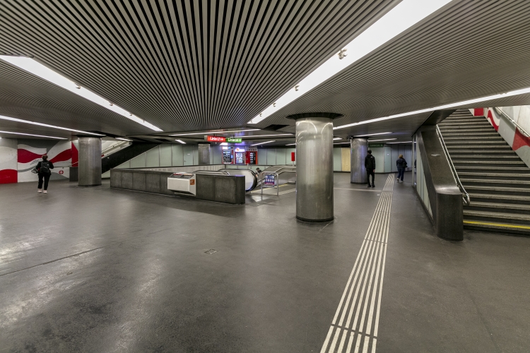 Karlsplatz Passage U1 und U4