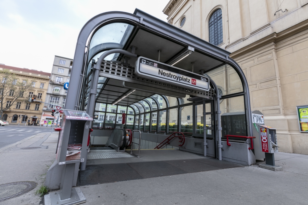 U1-Station Nestroyplatz