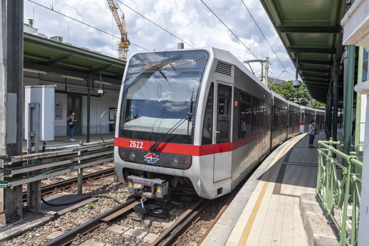 Die Linie U6 in der U6-Station Gumpendorfer Straße