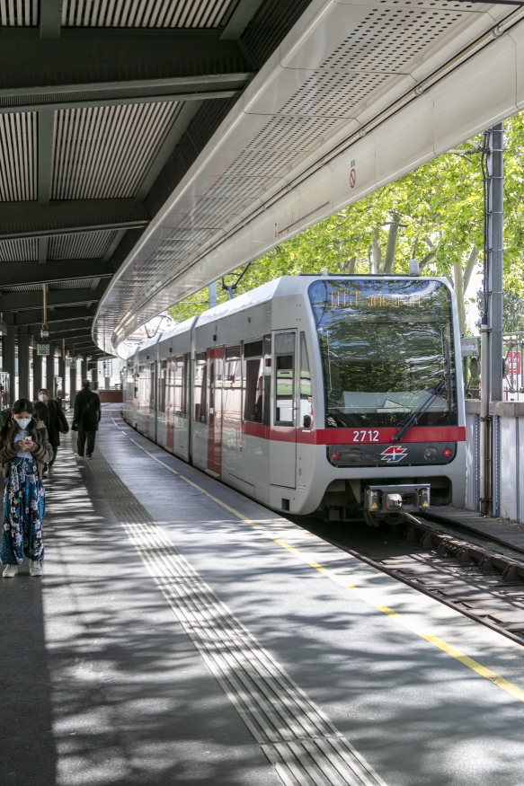 Die Linie U6 in der U6-Station Michelbeuern