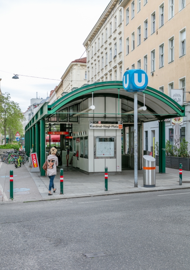 U3-Station Kardinal-Nagl-Platz