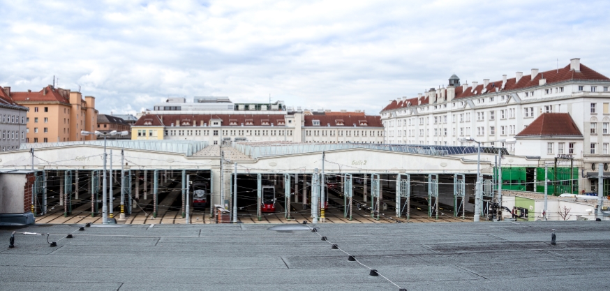 Bahnhof Favoriten Halle 1 und 2