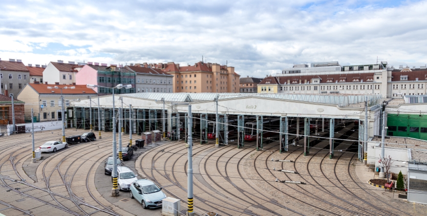 Bahnhof Favoriten Halle 1 und 2