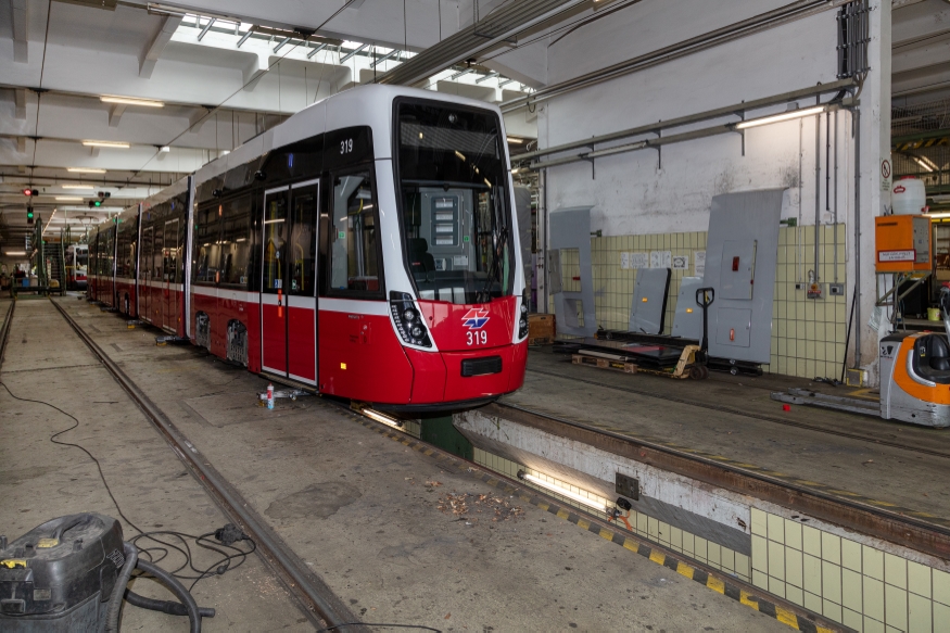 Bahnhof Favoriten Flexity Service