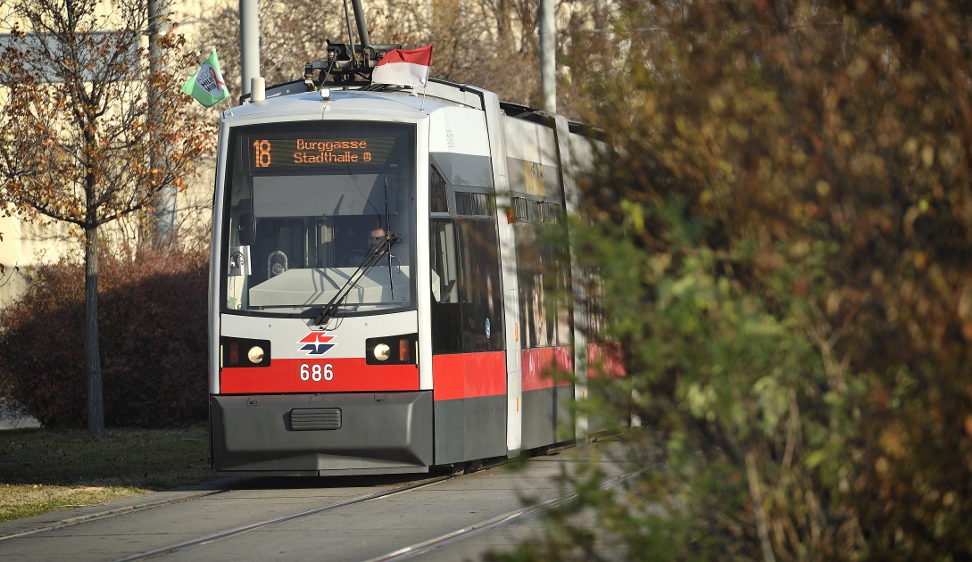 Ulf der Linie 6 nahe der Station Margaretengürtel