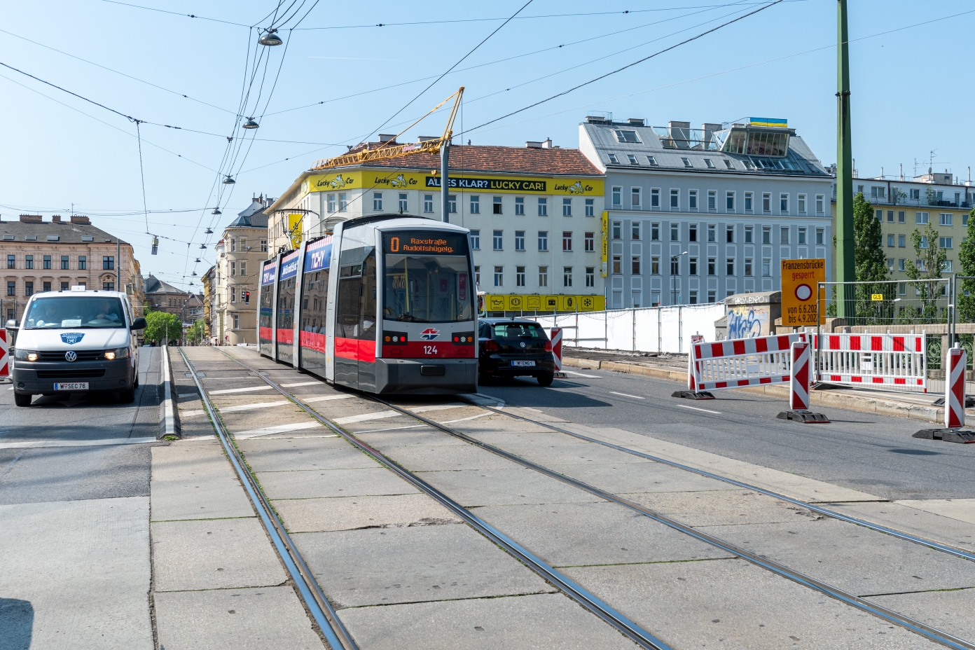 Linie O  auf der Franzensbrücke kurz  vor Generalsanierung