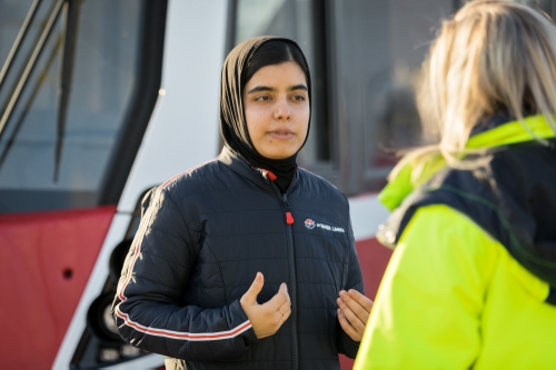 Straßenbahnfahrerinnen bei der Ausbildung