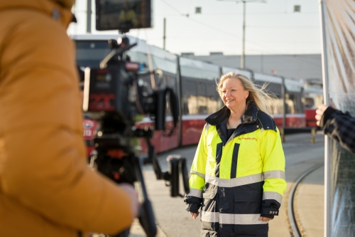 Straßenbahnfahrerinnen bei der Ausbildung