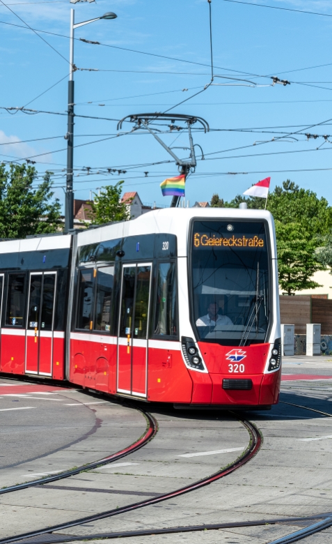 Flexity Linie 6 Absberggasse Richtung Geiereckstraße