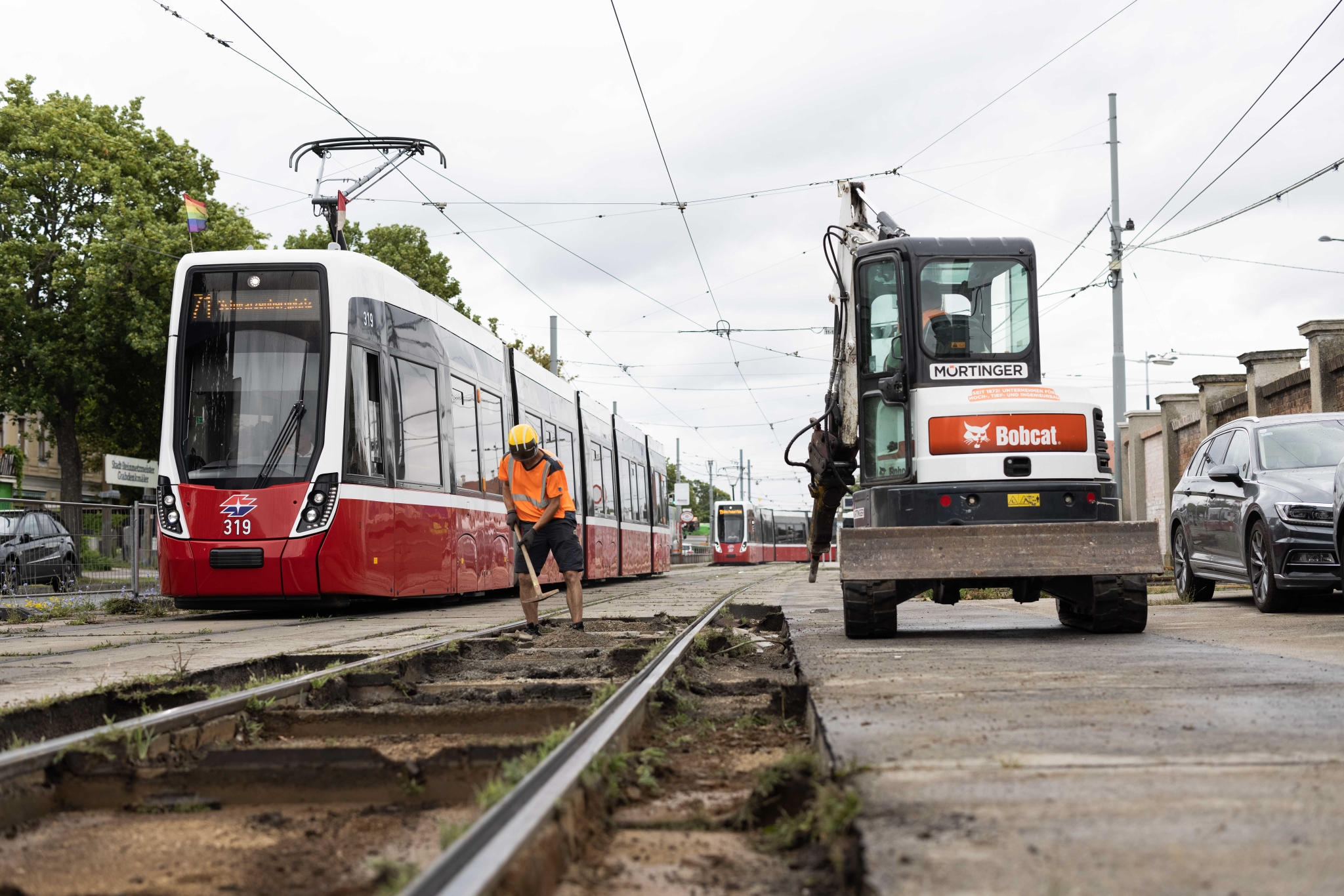 Die Gleise auf der Simmeringer Hauptstraße wurden getauscht. 