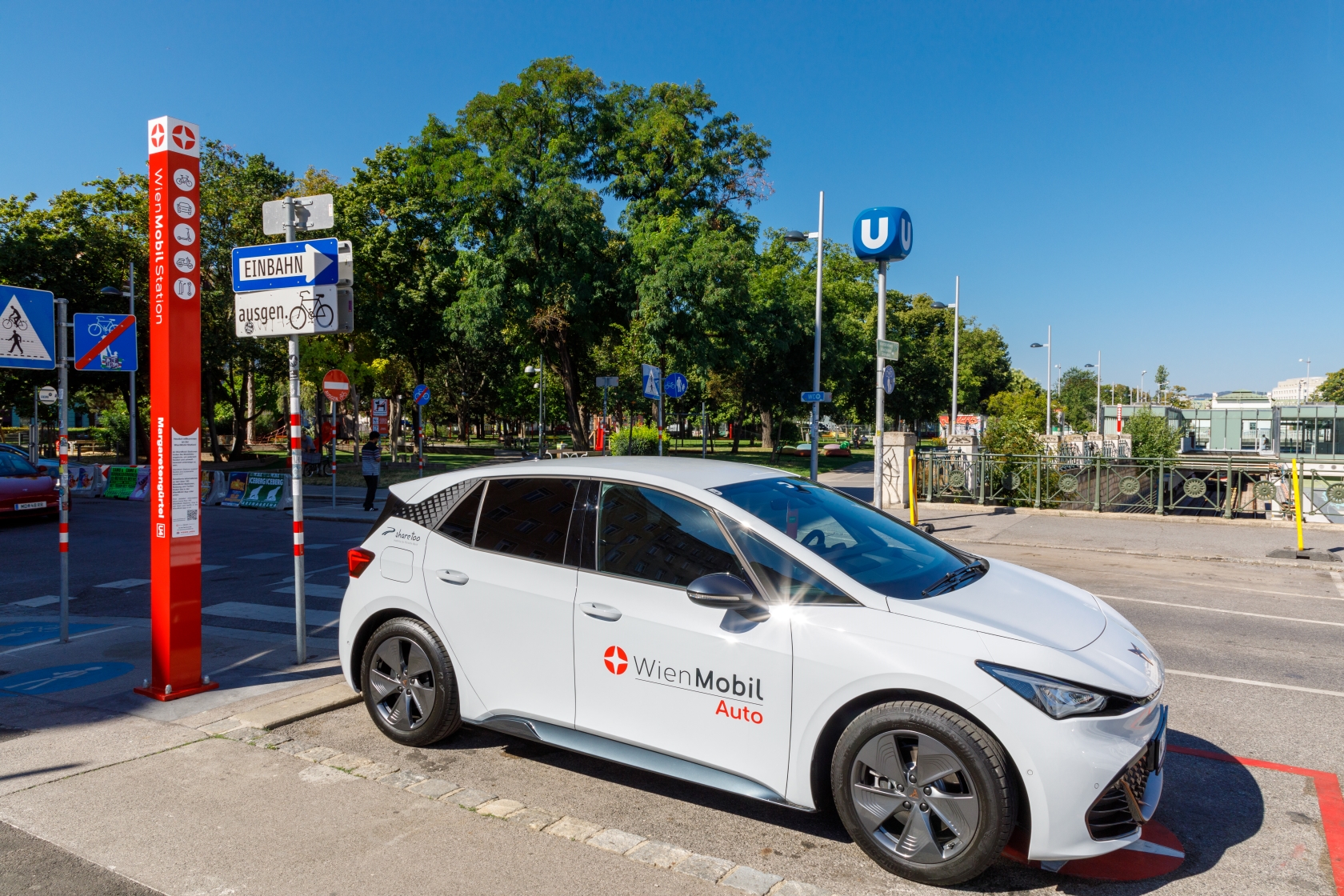 WienMobil Auto bei der U4-Station Margaretengürtel 