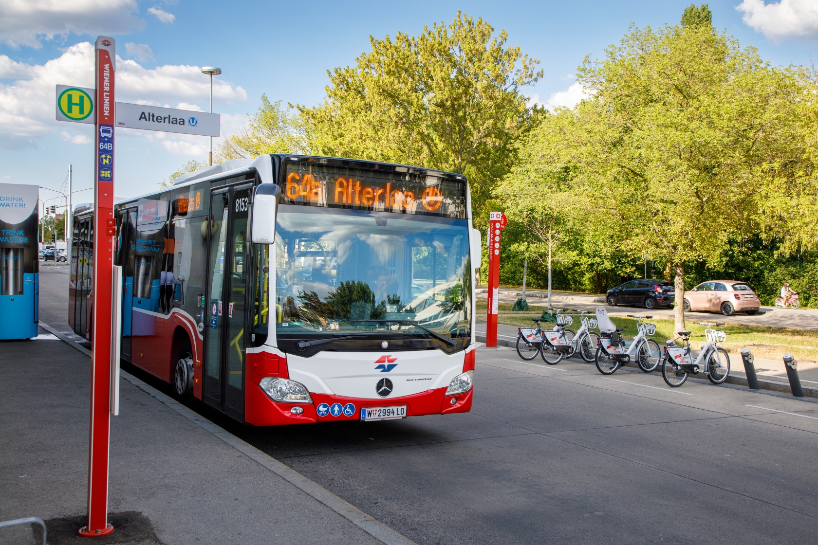 Liesing wächst und das Öffi-Netz wächst mit. Die Wiener Linien erweitern ihr Busnetz in Liesing, um die Fahrgäste noch besser an U-, S- und Badner Bahn anzuschließen. Dafür werden zwei Buslinien neu geschaffen - 61B und 64B - und zwei bestehende Linien neu organisiert - 61A und 64A. 